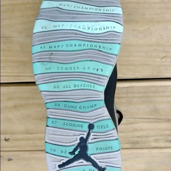 Jordan sneakers - Picture 8 of 8